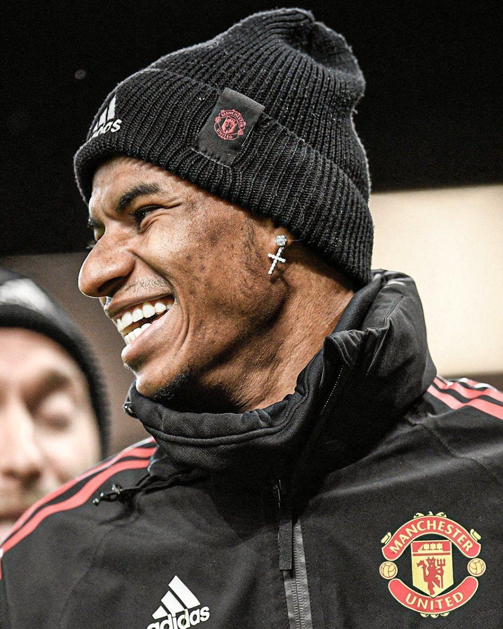 包含赛地聚焦——西甲冲刺阶段热度飙升，曼联遗憾出局，压力陡增，轮换策略成焦点的词条-开云体育下载